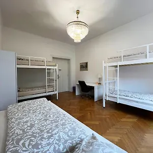 rooms-miklosiceva.hotels-in-ljubljana.com/